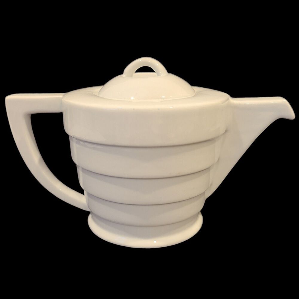 Vintage Frank Lloyd Wright Henriksen Guggenheim ART DECO TEA /COFFEE POT